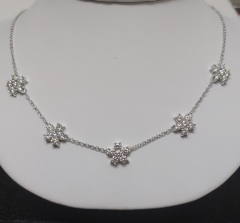 14k White Gold 16" Round Flower Shape Diamond Necklace 