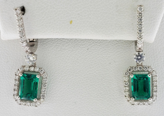 Excellent Quality Colombian Emerald Colorstone Center Stone Diamond Halo Diamond Lever Back Earrings