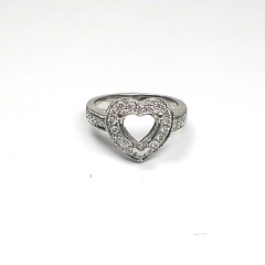Platnium Semi Mount Heart Shape Halo Diamond Engagemet Ring 0.65 Ctw 