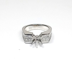 18k White Gold Semi Mount Prong Setting Diamond Princess Invisible Channel Set Engagement Ring 1.40 Ctw 