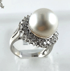 14k White Gold Tahitian Pearl Center and Diamond Ring 1.44 Ctw 