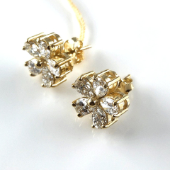 14K Yellow Gold Flower Shape Oval Cut Diamonds Screwback Earrings 2.67 Ctw