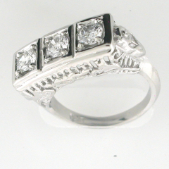 14k White 3 Stone Diamond Antique Ring 0.90 Cts