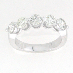 14k White Diamond Band 1.78 Ctw