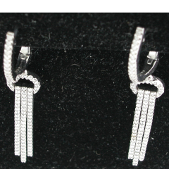 14k White Gold Three Bar Chandiler Diamond Leverback Dangling Earrings 1.18 Ctw 