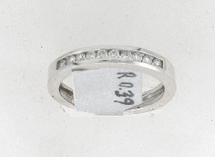 14k White Gold Round Cut Diamonds Channel Set Wedding Band 0.39 Ctw