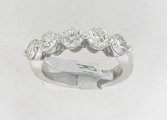 14k White Gold Five Stone Round Cut Diamonds Wedding Band1.78 Ctw 
